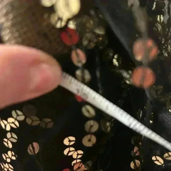 Formal/prom dress- NWOT- Arc N.C. XS black and gold sequence dress - Picture 5 of 6